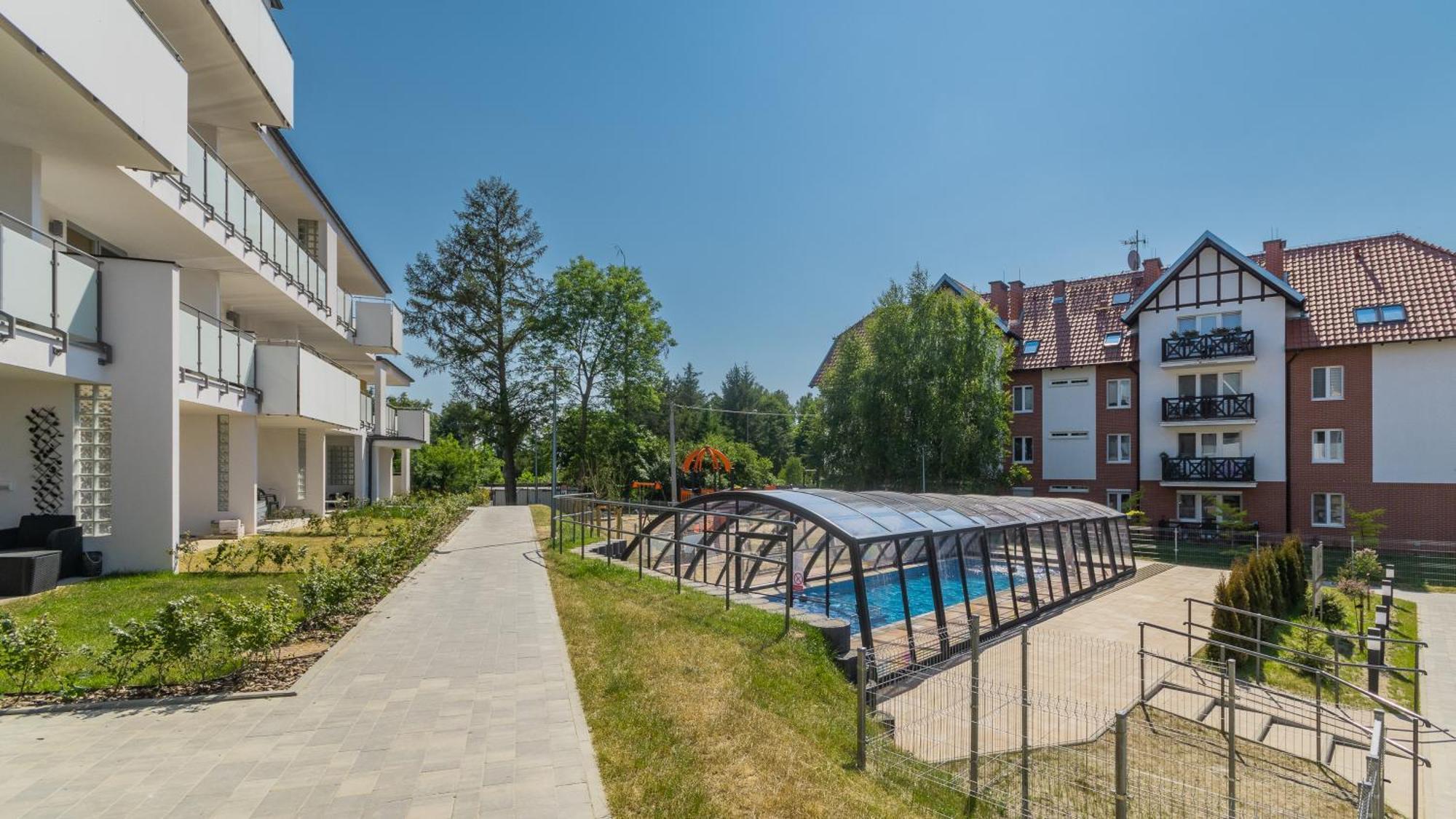 Apartamenty Sun & Snow Baltic Garden Z Basenem I Placem Zabaw Sztutowo Dış mekan fotoğraf